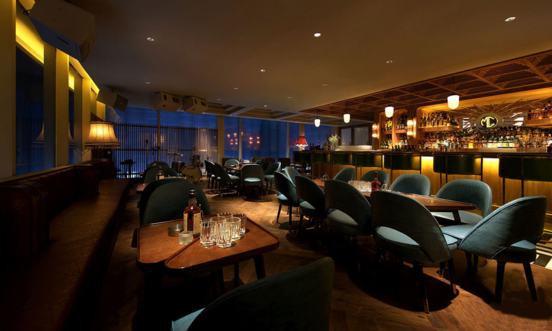 特色小酒吧吧臺側面