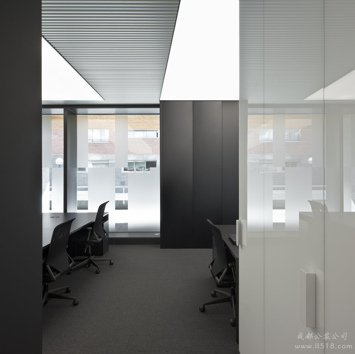 成都辦公室裝修哪家好？辦公室裝修應該注意什么？